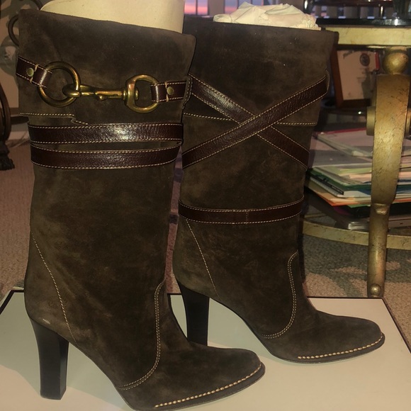 Boots - Picture 2 of 8